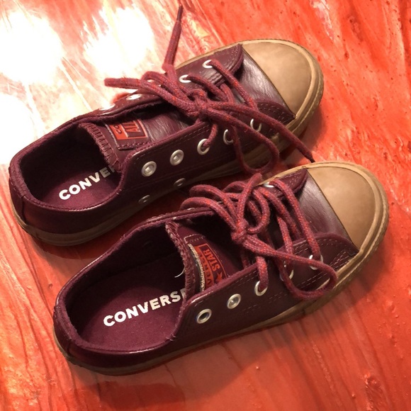 Coverse all star sneaker size 12 toddler purple color - Picture 3 of 6